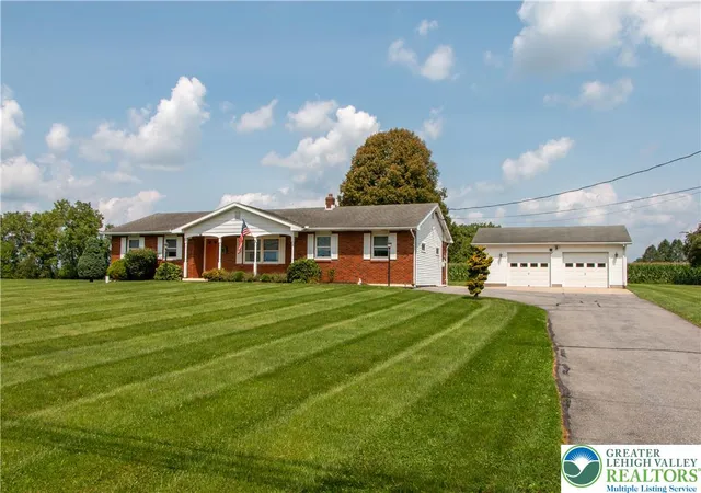Photo 1 of Sale Pending at 700 Newlins Rd E, Easton, PA 18040 | MLS# 780664 | Listing updated on 2026-08-18