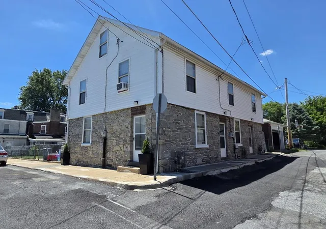 Photo 2 of Townhouse for sale at Pearl St #526, 526 1/2, 528, Catasauqua, PA 18032 | MLS# 778967 | Listing updated on 2026-09-30