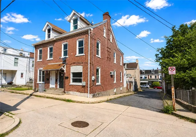 25th image of 1541 Utica St, Allentown, PA 18102 | MLS# 782686