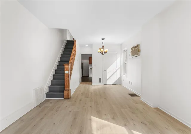 Photo 4 of Sale Pending at 1541 Utica St, Allentown, PA 18102 | MLS# 782686 | Listing updated on 2026-08-19