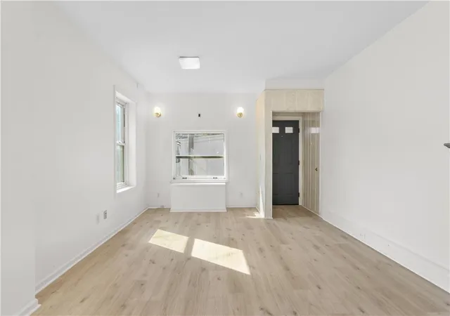 Photo 5 of Sale Pending at 1541 Utica St, Allentown, PA 18102 | MLS# 782686 | Listing updated on 2026-08-19