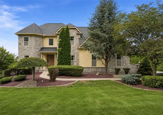 Photo 1 of Sale Pending at 245 E Dell Rd, Bath, PA 18014 | MLS# 782615 | Listing updated on 2026-08-18