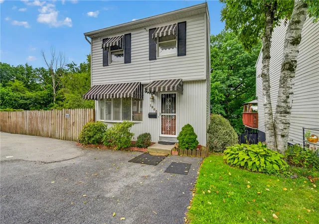 Photo 3 of Sale Pending at 1905 Glendale Ave, Bethlehem, PA 18018 | MLS# 782642 | Listing updated on 2026-08-19