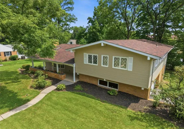 2nd image of 2620 W Livingston St, Allentown, PA 18104 | MLS# 782232