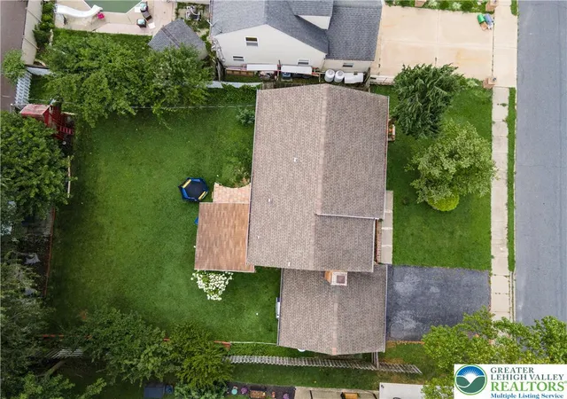 55th image of 1142 Tremont St E, Allentown, PA 18109 | MLS# 782554