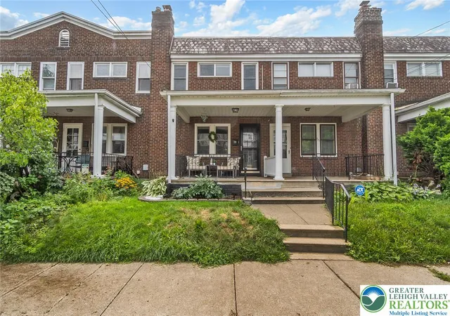 Photo 1 of Townhouse for sale at 719 Spring St, Bethlehem, PA 18018 | MLS# 781955 | Listing updated on 2026-08-21