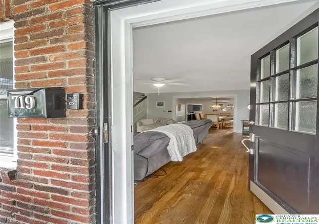 Photo 5 of Townhouse for sale at 719 Spring St, Bethlehem, PA 18018 | MLS# 781955 | Listing updated on 2026-08-21