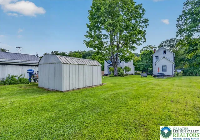 27th image of 432 Birch St, East Stroudsburg, PA 18301 | MLS# 782818