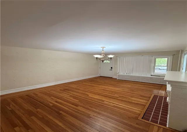 Photo 4 of Single family home for sale at 2014 W Highland St, Allentown, PA 18104 | MLS# 782816 | Listing updated on 2026-08-26