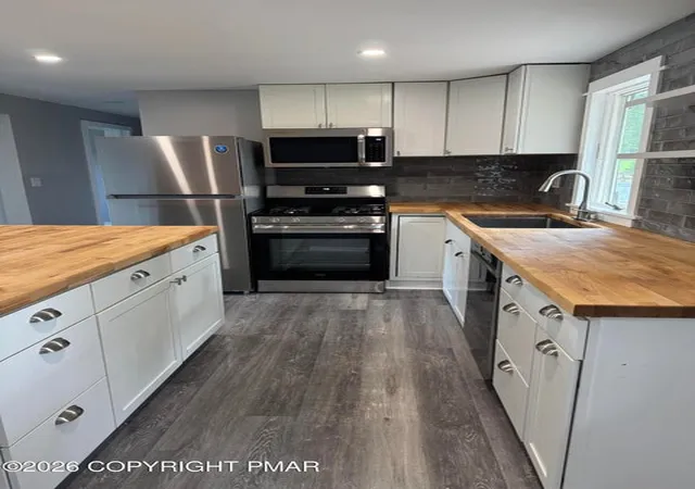 Photo 5 of Sale Pending at 102 Charlotte Way, East Stroudsburg, PA 18302 | MLS# 782877 | Listing updated on 2026-08-24