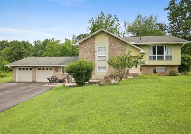 Photo 1 of Single family home for sale at 2371 Honeysuckle Rd, Allentown, PA 18103 | MLS# 782892 | Listing updated on 2026-08-19