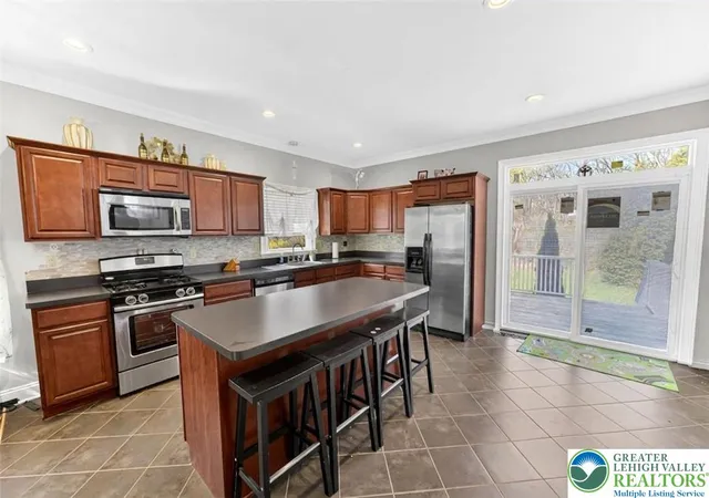 5th image of 311 Hunt Ave, Phillipsburg, NJ 08865 | MLS# 782911