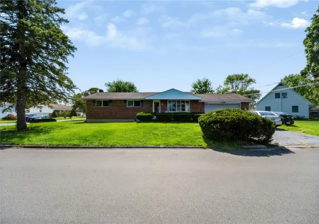 Photo 1 of Sale Pending at 7438 Catalpa Dr, Macungie, PA 18062 | MLS# 782674 | Listing updated on 2026-08-26