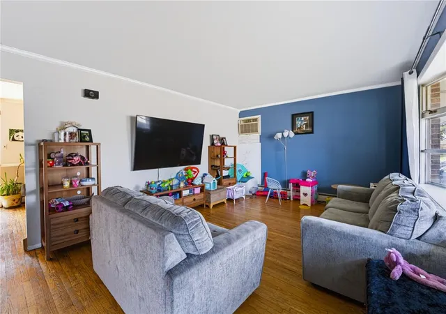 Photo 3 of Sale Pending at 7438 Catalpa Dr, Macungie, PA 18062 | MLS# 782674 | Listing updated on 2026-08-26