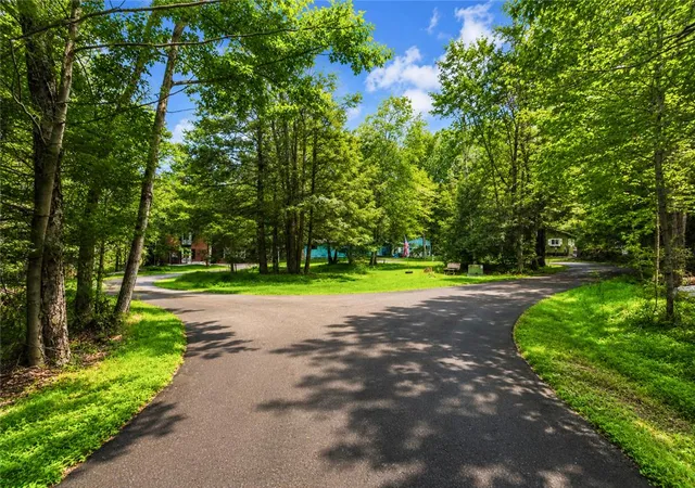 Photo 3 of Multi family home for sale at 314 Arthur Cir, Tobyhanna, PA 18466 | MLS# 782648 | Listing updated on 2026-08-25