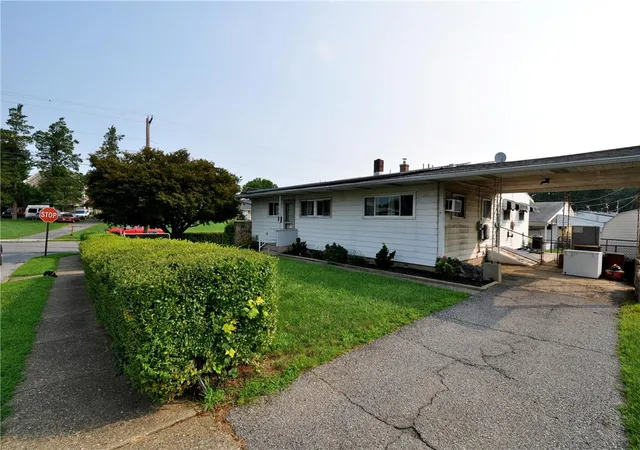 Photo 2 of Sale Pending at 1604 Jill St, Bethlehem, PA 18017 | MLS# 782844 | Listing updated on 2026-08-26
