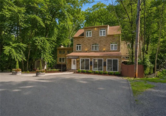 Photo 69 of Single family home for sale at 3130 Delaware Cir, Bushkill, PA 18324 | MLS# 782908 | Listing updated on 2026-08-18
