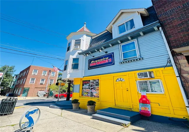 Photo 3 of Townhouse for sale at 247 N 7th Street, Allentown City, PA 18102 | MLS# 782934 | Listing updated on 2026-08-19