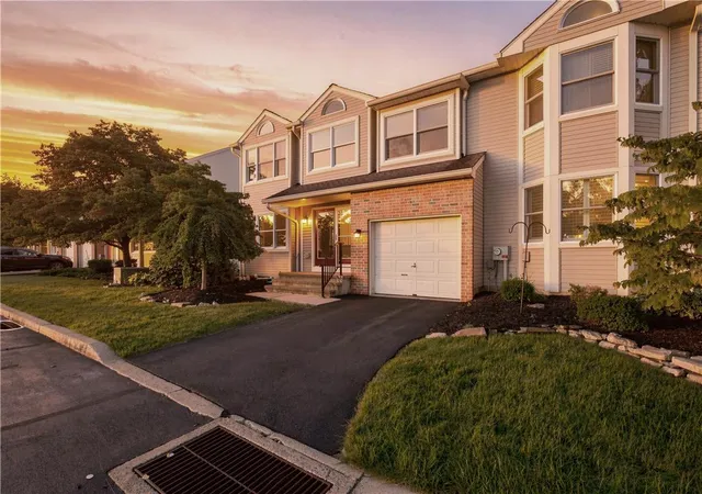 1st image of 184 Riding Cir #184, Macungie, PA 18062 | MLS# 782696