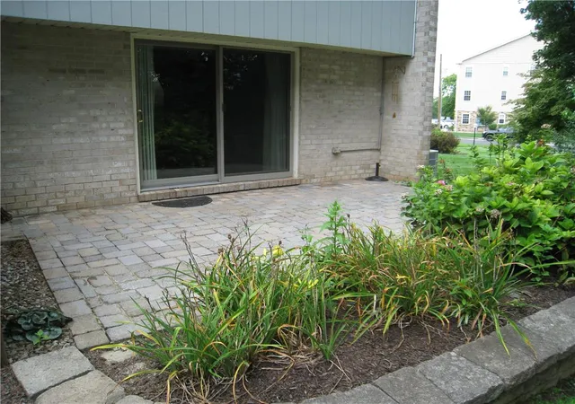 Photo 4 of Sale Pending at 301 Carver Dr, Bethlehem, PA 18017 | MLS# 783005 | Listing updated on 2026-08-24