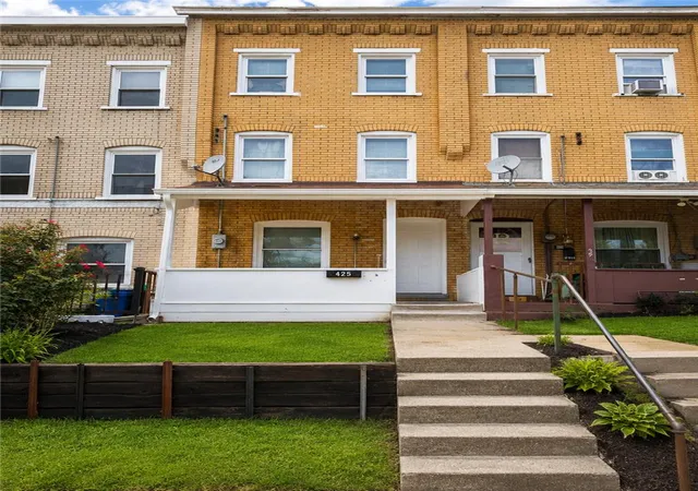 1st image of 425 E Susquehanna St, Allentown, PA 18103 | MLS# 783044