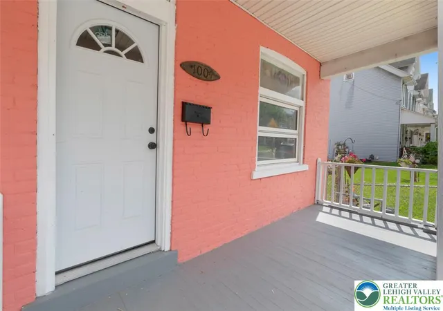Photo 2 of Single family home for sale at 1004 Seneca St, Fountain Hill, PA 18015 | MLS# 783035 | Listing updated on 2026-08-24