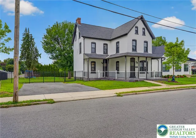Photo 5 of Sale Pending at 1610 S Albert St, Allentown, PA 18103 | MLS# 782917 | Listing updated on 2026-08-26