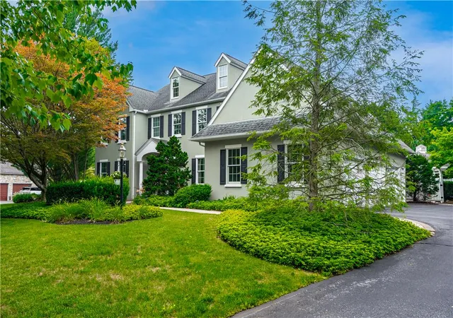 2nd image of 850 38th St N, Allentown, PA 18104 | MLS# 782916