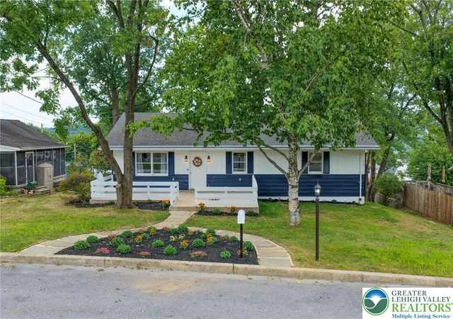 2nd image of 554 S 6th St, Hamburg, PA 19526 | MLS# 783074