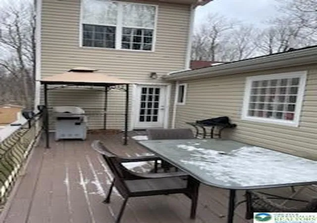 Photo 5 of Single family home for sale at 1016 Overlook Trl, Newfoundland, PA 18445 | MLS# 783059 | Listing updated on 2026-08-20
