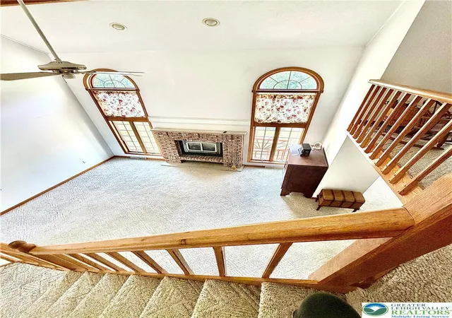 Photo 5 of Single family home for sale at 555 Eagle Dr, East Stroudsburg, PA 18302 | MLS# 783115 | Listing updated on 2026-08-21