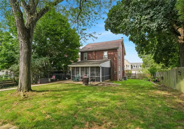 Photo 15 of Sale Pending at 410 2nd Street, Emmaus, PA 18049 | MLS# 783146 | Listing updated on 2026-08-26