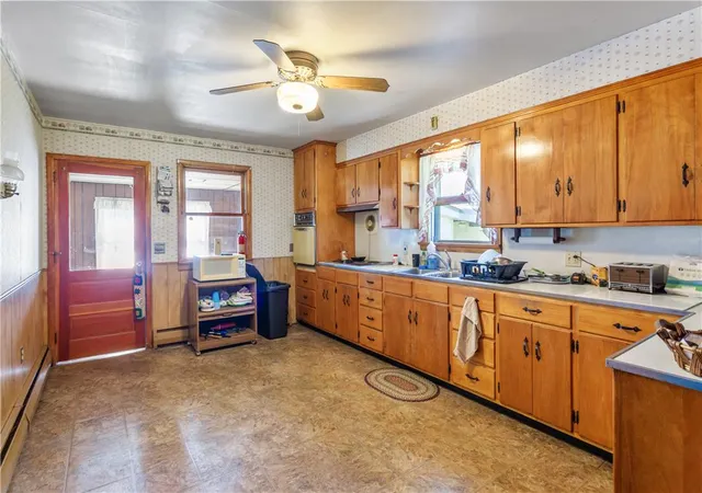 Photo 2 of Single family home for sale at 479 Cherry Hill Rd, Bushkill Twp, PA 18064 | MLS# 782517 | Listing updated on 2026-08-21