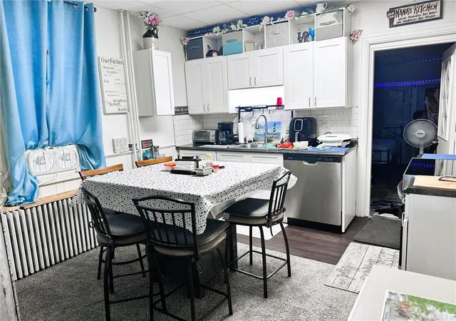 Photo 3 of Sale Pending at 236 2nd St, Slatington Boro, PA 18080 | MLS# 783131 | Listing updated on 2026-08-25