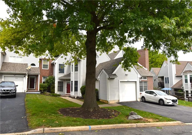 Photo 26 of Townhouse for sale at 7911 Cross Creek Cir #15, Upper Macungie Twp, PA 18031 | MLS# 782754 | Listing updated on 2026-08-22