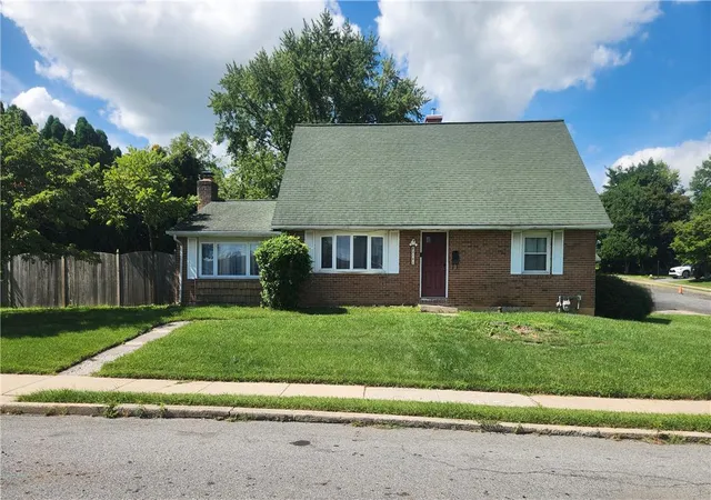 2nd image of 3101 N Birch St, Whitehall Twp, PA 18052 | MLS# 783201