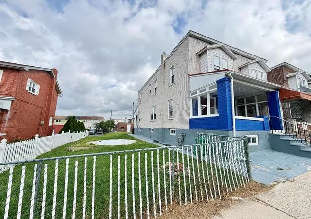 Photo 2 of Sale Pending at 227 E Elm St, Allentown City, PA 18109 | MLS# 783199 | Listing updated on 2026-08-25
