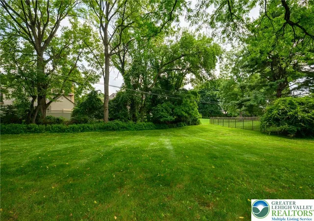 Photo 41 of Sale Pending at 655 Yorkshire Rd, Hanover Twp, PA 18017 | MLS# 783205 | Listing updated on 2026-08-26