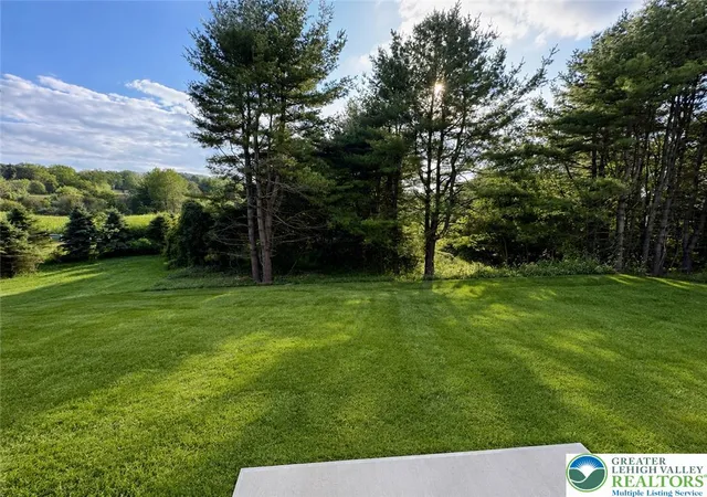 2nd image of 3104 Moyer Rd, Springfield Twp, PA 18055 | MLS# 783221