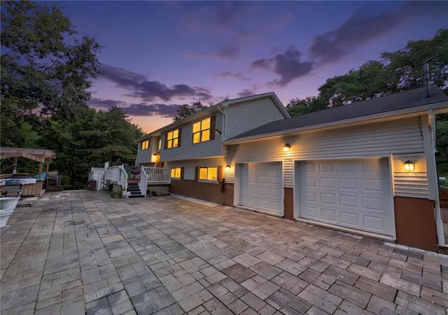 Photo 2 of Single family home for sale at 1326 Hilltop Dr, Tobyhanna Twp, PA 18334 | MLS# 783243 | Listing updated on 2026-08-24