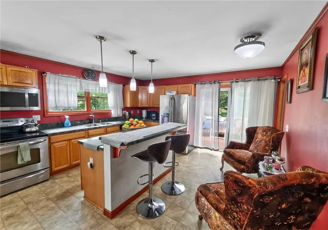 Photo 5 of Single family home for sale at 1326 Hilltop Dr, Tobyhanna Twp, PA 18334 | MLS# 783243 | Listing updated on 2026-08-24