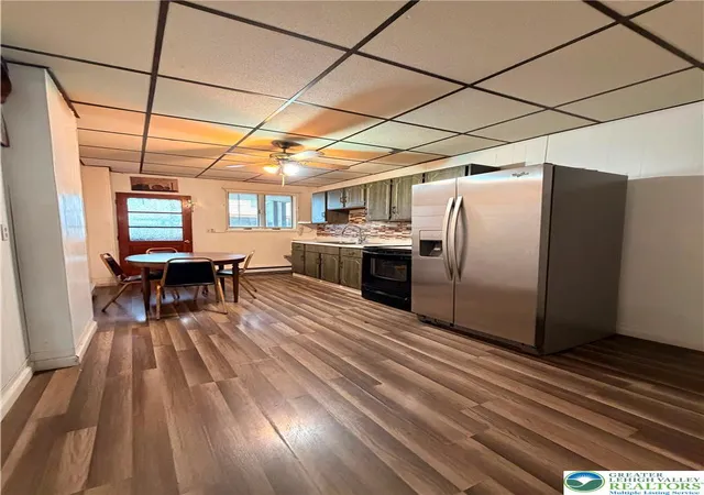 Photo 3 of Townhouse for sale at 313 W South St, Mahanoy City Boro, PA 17948 | MLS# 783256 | Listing updated on 2026-09-28