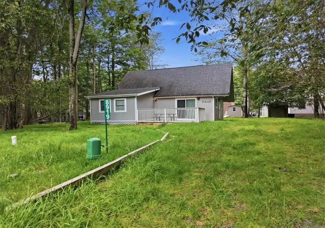 Photo 3 of Single family home for sale at 8919 Moose Ln, Coolbaugh Twp, PA 18466 | MLS# 783296 | Listing updated on 2026-08-25