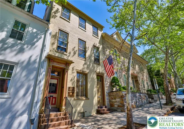 Photo 2 of Townhouse for sale at 72 W Market St, Bethlehem City, PA 18018 | MLS# 783336 | Listing updated on 2026-08-25
