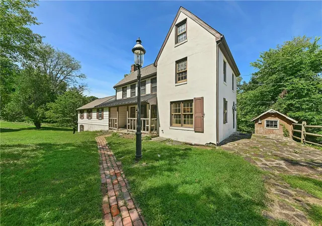 2nd image of 90 Turkey Ln, Doylestown Twp, PA 18925 | MLS# 783362