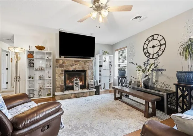 Photo 2 of Single family home for sale at 3106 Briarwood Dr, Coolbaugh Twp, PA 18466 | MLS# 783069 | Listing updated on 2026-08-26