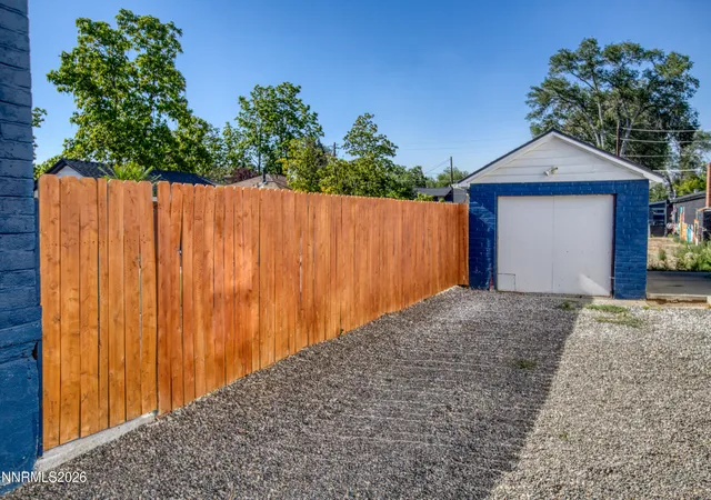 17th image of 581 Casazza Dr, Reno, NV 89502 | MLS# 260010485