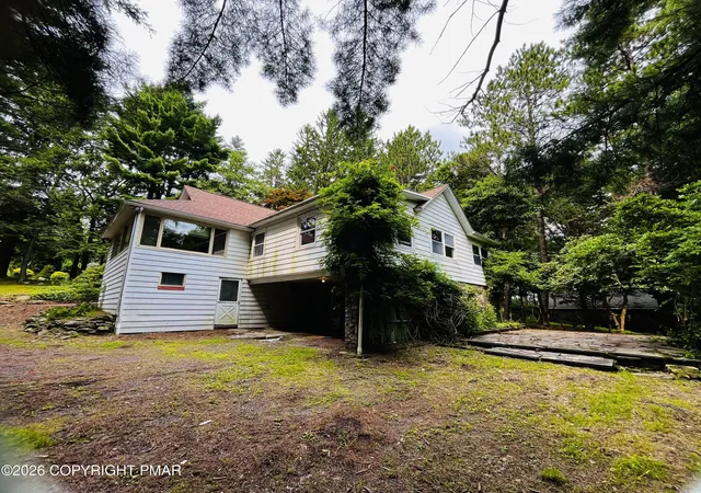 Photo 18 of Single family home for sale at 101 Knob Rd, Mount Pocono, PA 18344 | MLS# PM-143156 | Listing updated on 2026-09-06