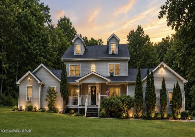 2nd image of 126 Talon Dr, Tannersville, PA 18372 | MLS# PM-143367