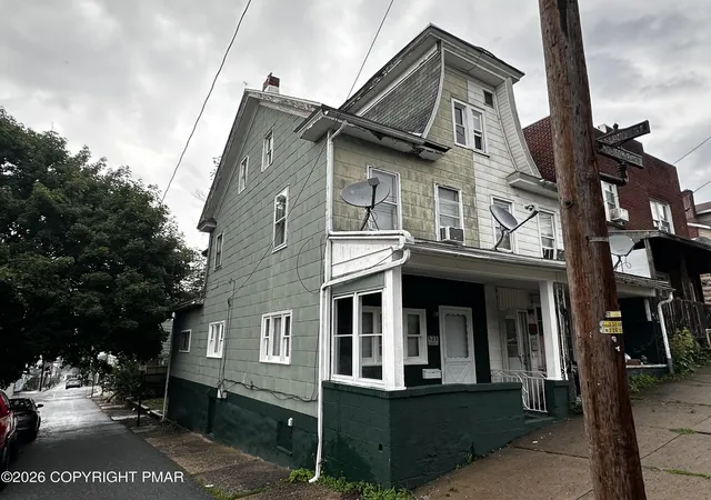 Photo 2 of Single family home for sale at 123 W Montgomery St, Shamokin, PA 17872 | MLS# PM-143570 | Listing updated on 2026-08-18
